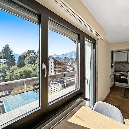 Mountline Studio- 4 Valleys- Swiss Alps ナンダ